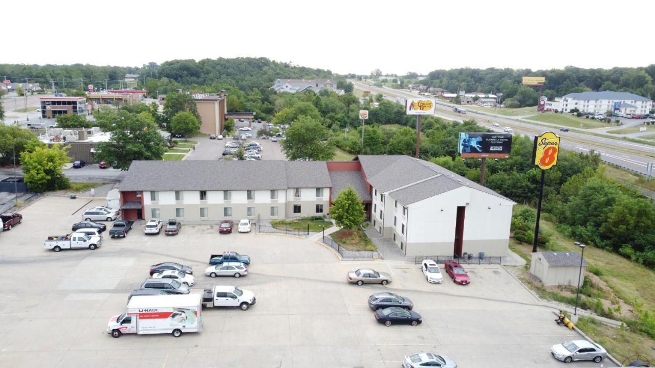 Super 8 by Wyndham Columbia Clark Lane Hotel Bagian luar foto